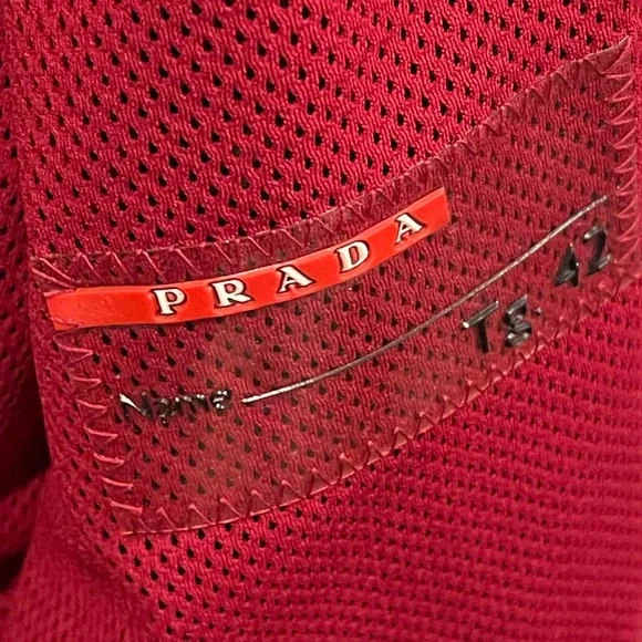 Waterproof jacket - Picture 5 of 6